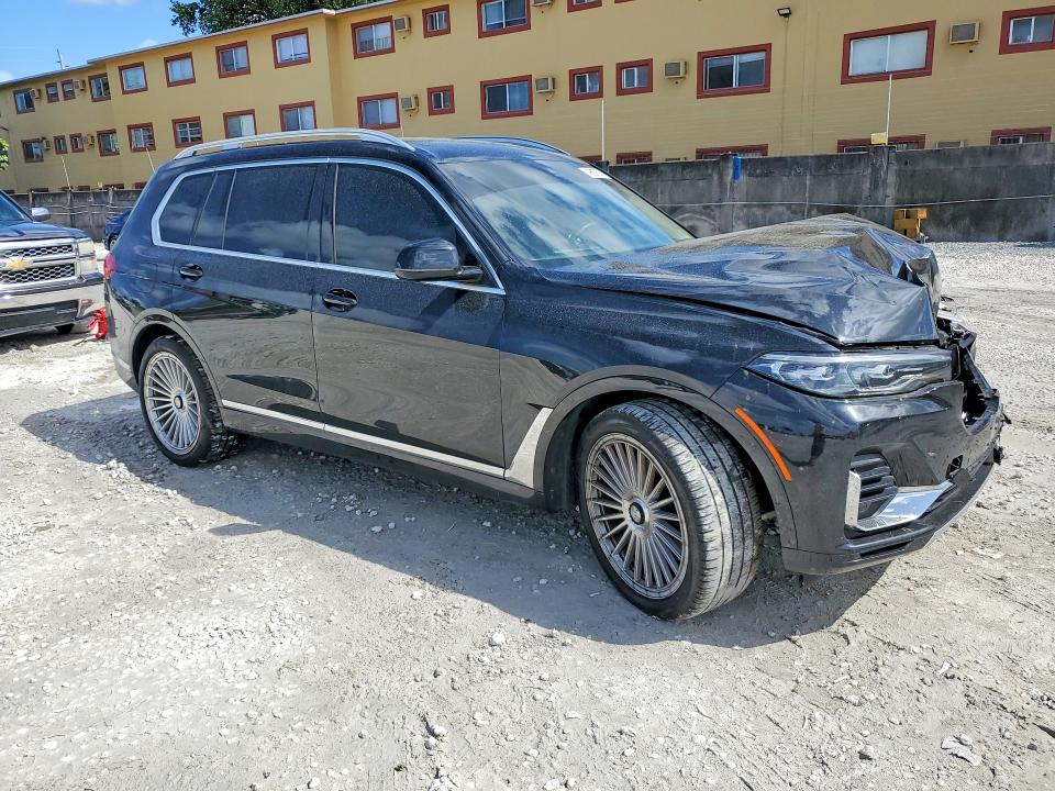 49567676 :رقم المزاد ، 5UXCW2C07M9G50529 vin ، 2021 Bmw X7 مزاد بيع