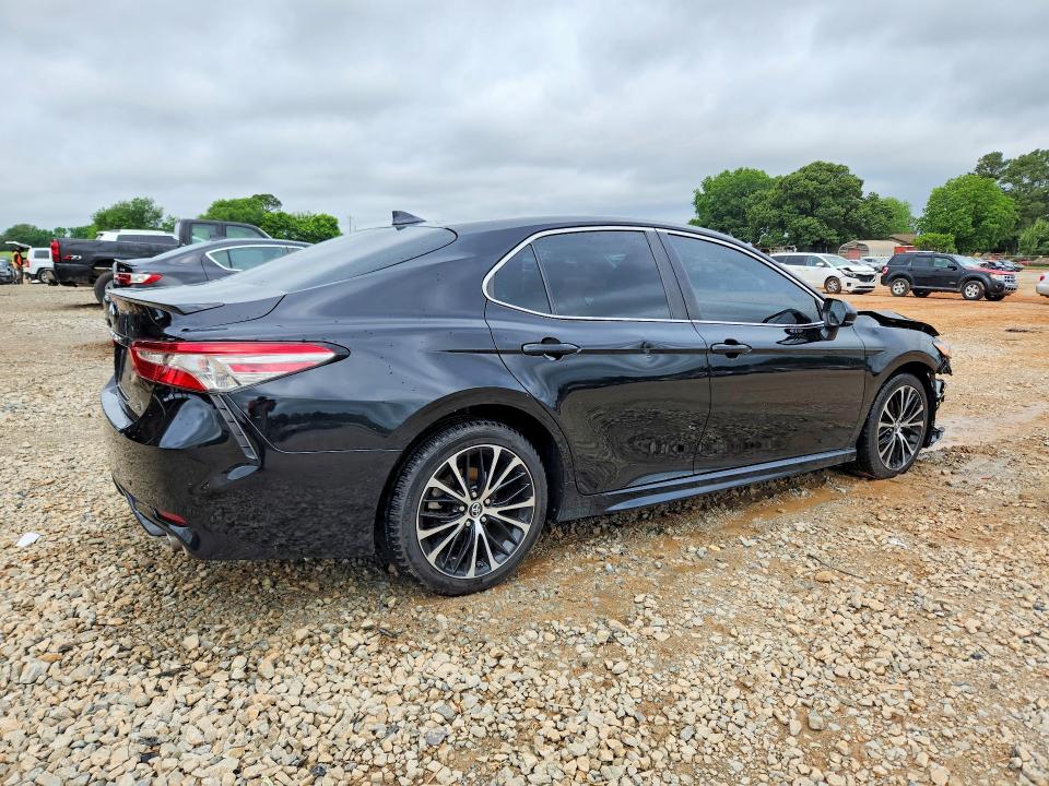 2019 Toyota Camry მანქანა იყიდება აუქციონზე, vin: 4T1B11HK2KU170949, აუქციონის ნომერი: 51323706
