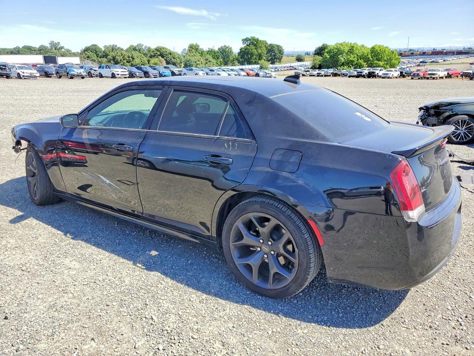 48531826 :رقم المزاد ، 2C3CCABG8LH212525 vin ، 2020 Chrysler 300 مزاد بيع