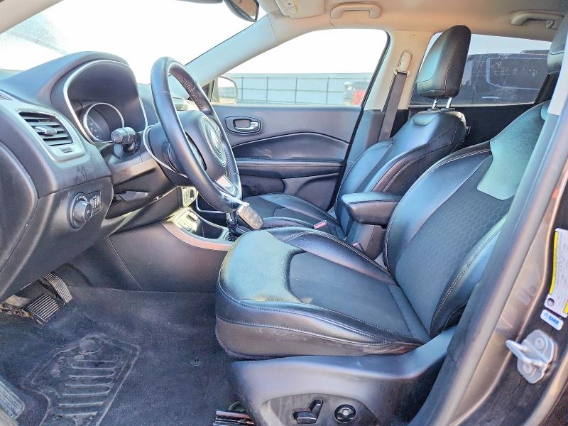49810706 :رقم المزاد ، 3C4NJCBB3JT233622 vin ، 2018 Jeep Compass مزاد بيع