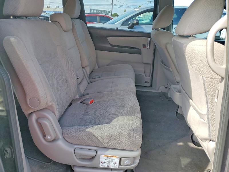 47142156 :رقم المزاد ، 5FNRL5H36GB131939 vin ، 2016 Honda Odyssey مزاد بيع
