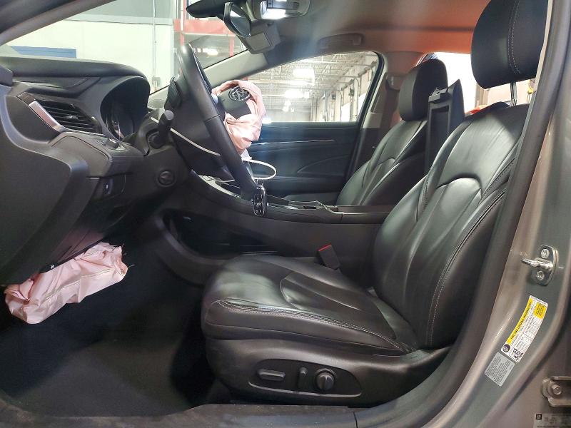 50136836 :رقم المزاد ، 1G4ZP5SS8HU187308 vin ، 2017 Buick Lacrosse مزاد بيع