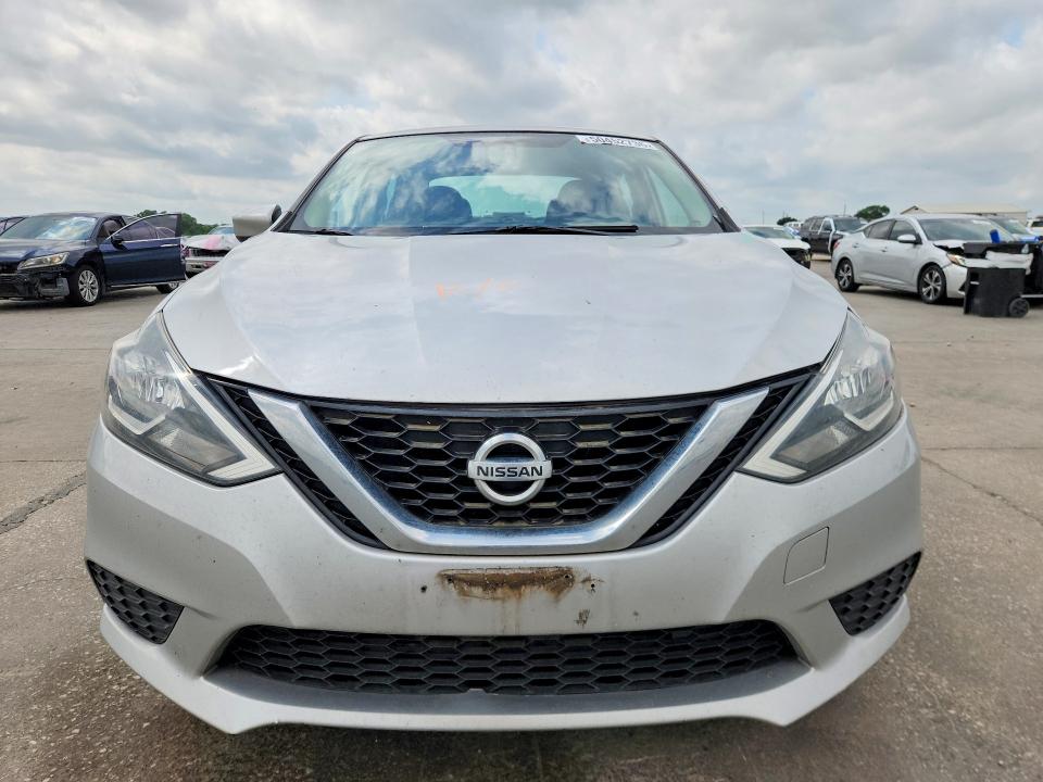 2016 Nissan Sentra მანქანა იყიდება აუქციონზე, vin: 3N1AB7AP1GY266021, აუქციონის ნომერი: 50452736