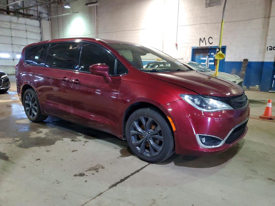 Продаж на аукціоні авто 2019 Chrysler Pacifica, vin: 2C4RC1FG3KR681739, номер лоту: 49125536