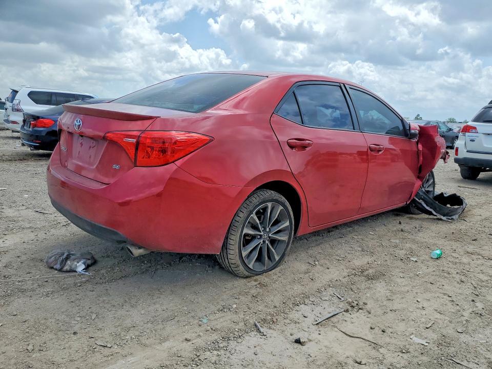 Продажа на аукционе авто 2018 Toyota Corolla, vin: 5YFBURHE8JP799101, номер лота: 50270436