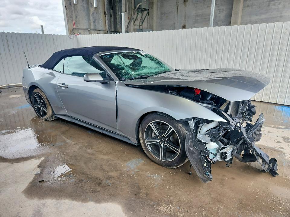 50488176 :رقم المزاد ، 1FAGP8UH7S5120642 vin ، 2025 Ford Mustang مزاد بيع