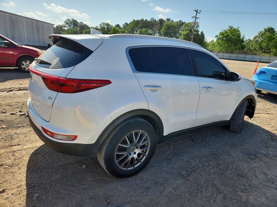 Продаж на аукціоні авто 2018 Kia Sportage, vin: KNDPN3AC5J7400297, номер лоту: 49815986