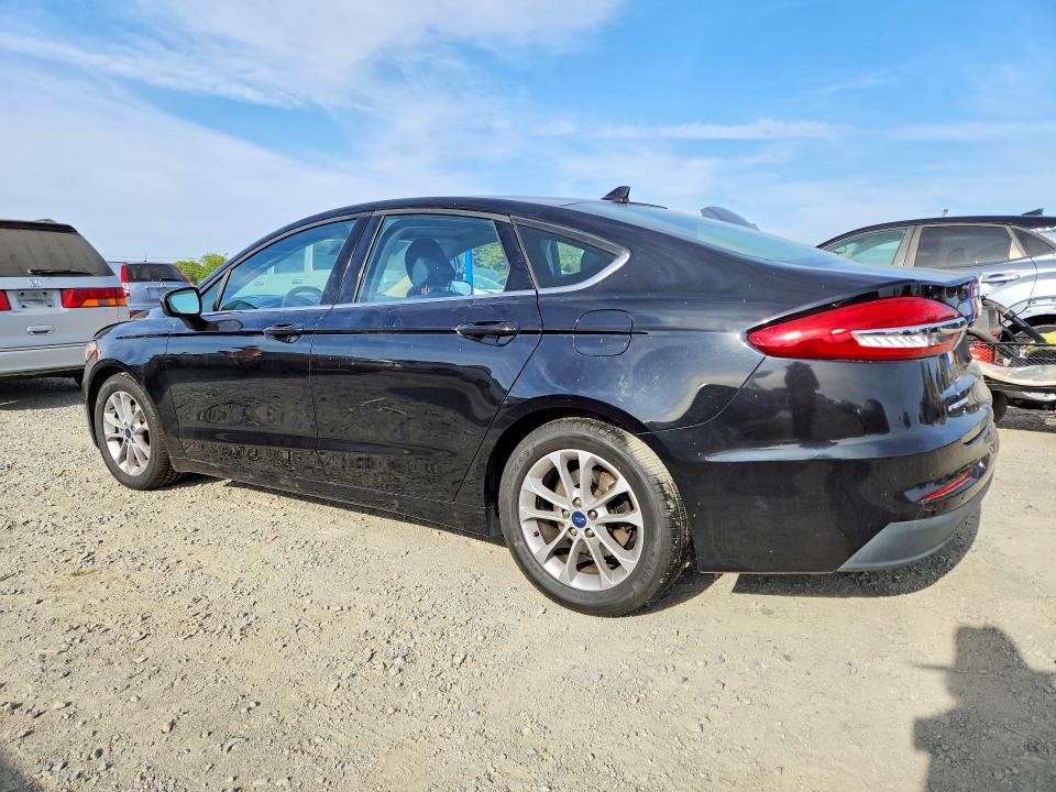 50622726 :رقم المزاد ، 3FA6P0HD2LR150845 vin ، 2020 Ford Fusion مزاد بيع
