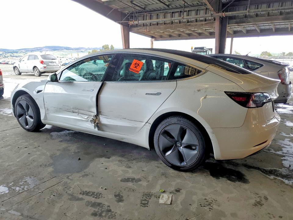 48712036 :رقم المزاد ، 5YJ3E1EA1LF644781 vin ، 2020 Tesla Model 3 مزاد بيع