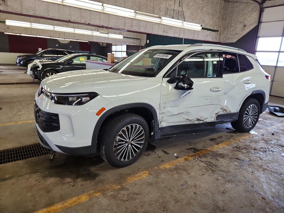 Продажа на аукционе авто 2025 Volkswagen Tiguan, vin: 3VVBR7RM9SM046506, номер лота: 48458596
