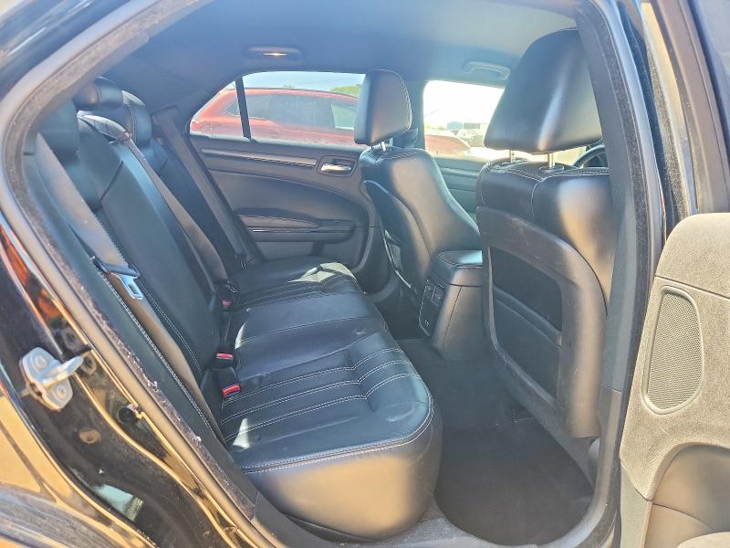 48952806 :رقم المزاد ، 2C3CCABG6FH797142 vin ، 2015 Chrysler 300 مزاد بيع