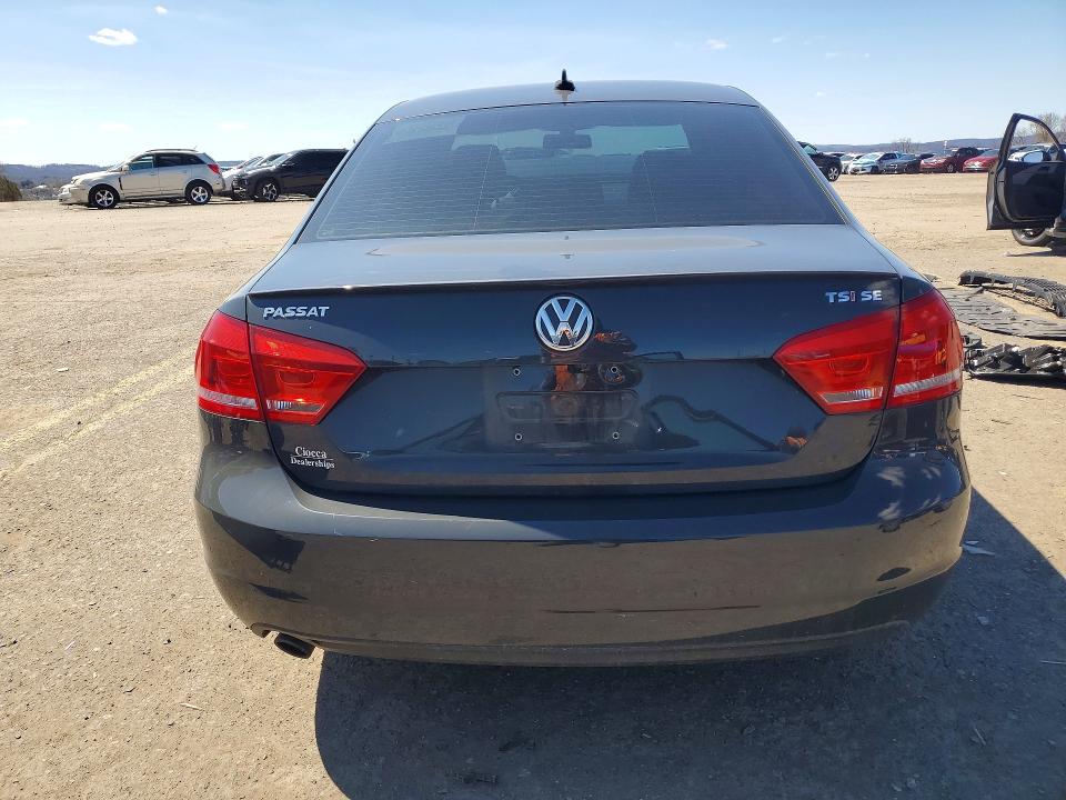 49078036 :رقم المزاد ، 1VWBT7A3XFC105067 vin ، 2015 Volkswagen Passat مزاد بيع