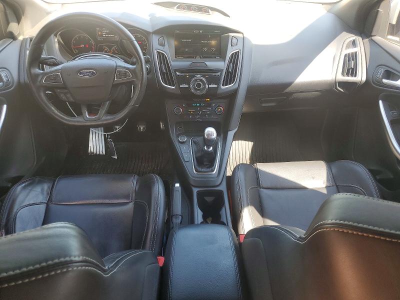 2015 Ford Focus მანქანა იყიდება აუქციონზე, vin: 1FADP3L92FL372462, აუქციონის ნომერი: 48572656