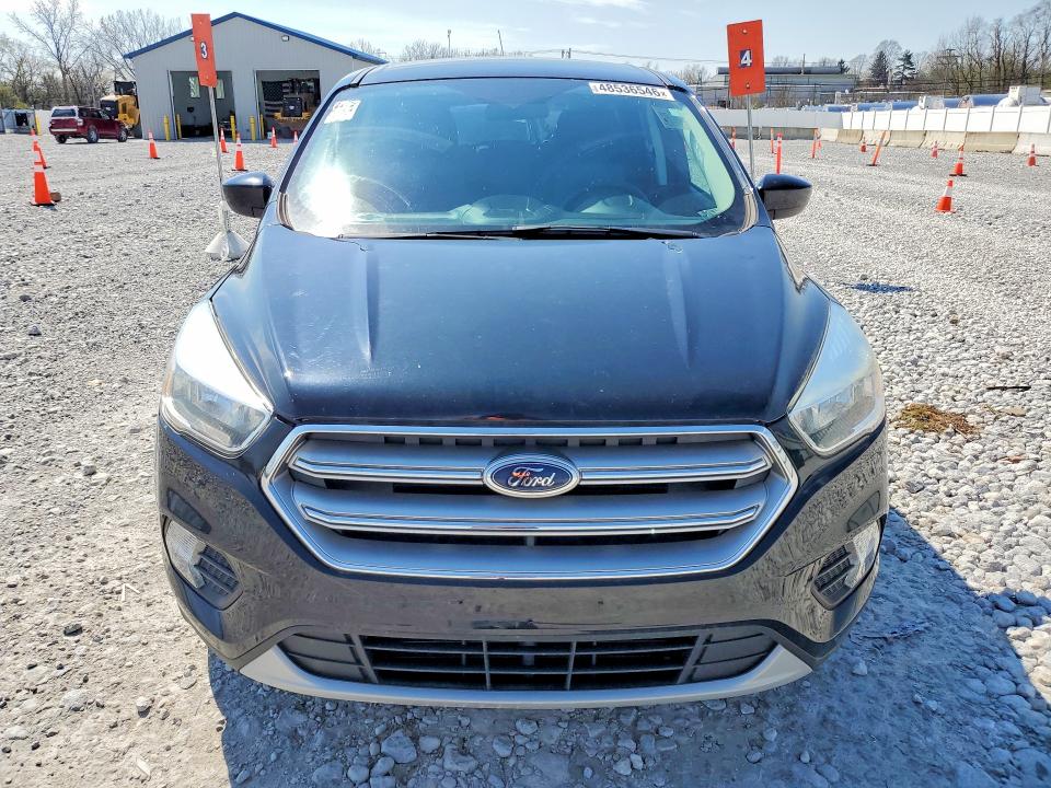 48536546 :رقم المزاد ، 1FMCU9GD0HUE04074 vin ، 2017 Ford Escape مزاد بيع