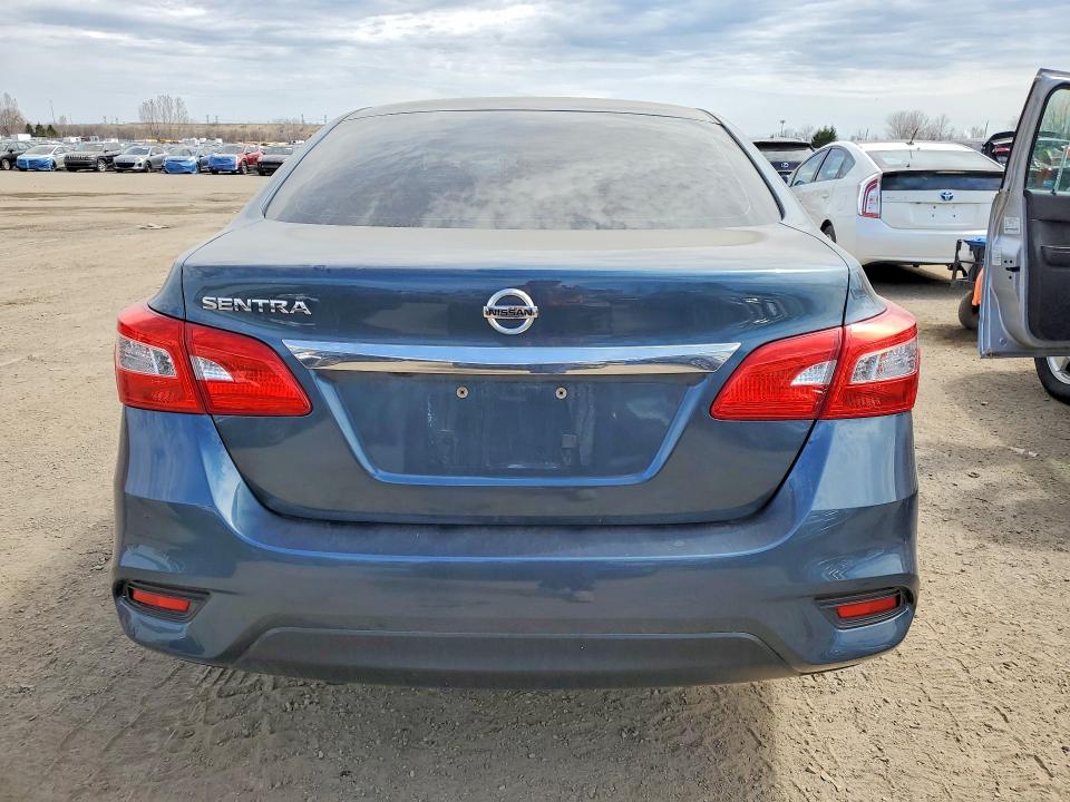 Продажа на аукционе авто 2018 Nissan Sentra, vin: 3N1AB7AP8JY210312, номер лота: 50249916