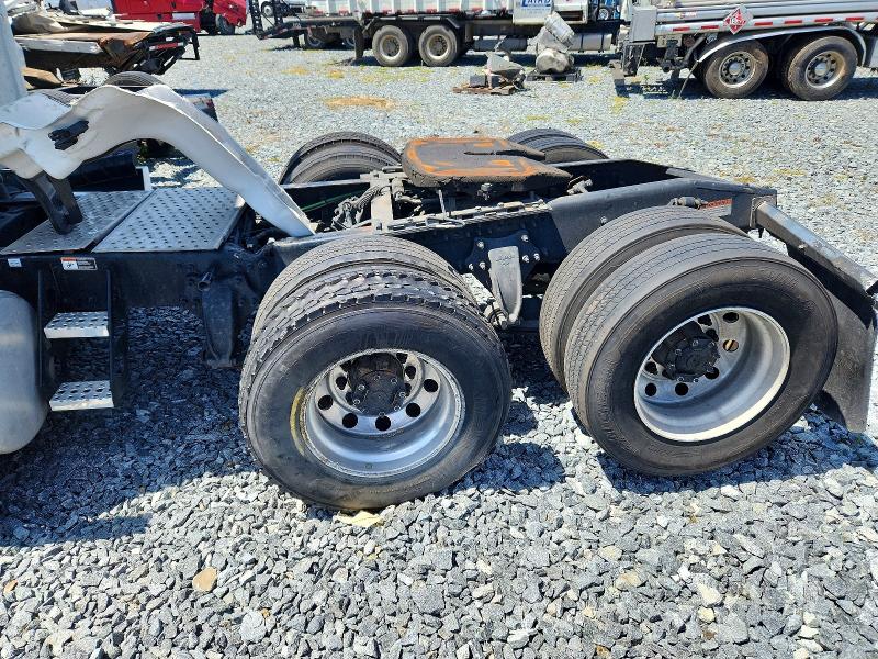 Продажа на аукционе авто 2025 Freightliner Cascadia 126, vin: 3AKJHHDV1SSVY2593, номер лота: 51322946