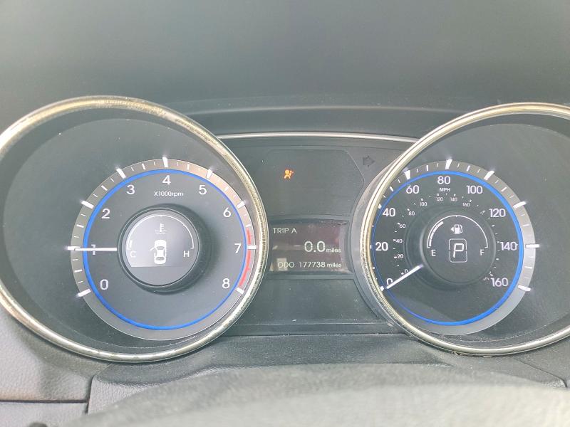 52008346 :رقم المزاد ، 5NPEC4AC2BH275291 vin ، 2011 Hyundai Sonata مزاد بيع