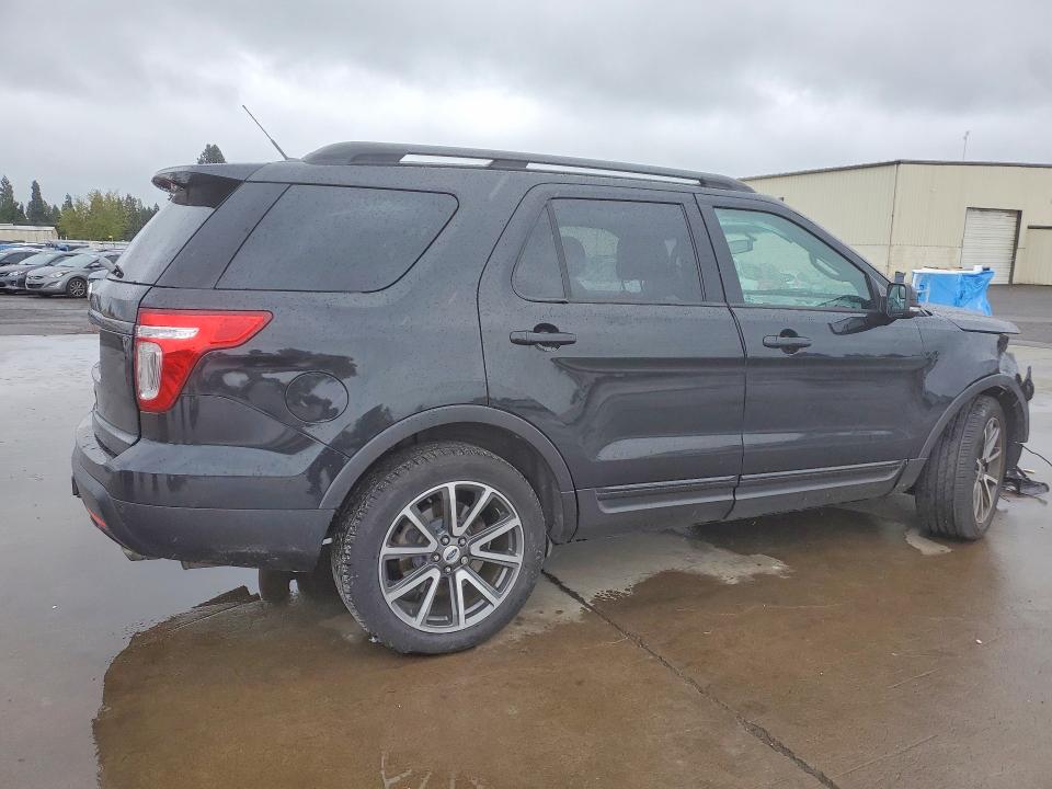 50765966 :رقم المزاد ، 1FM5K8D86FGA36155 vin ، 2015 Ford Explorer مزاد بيع