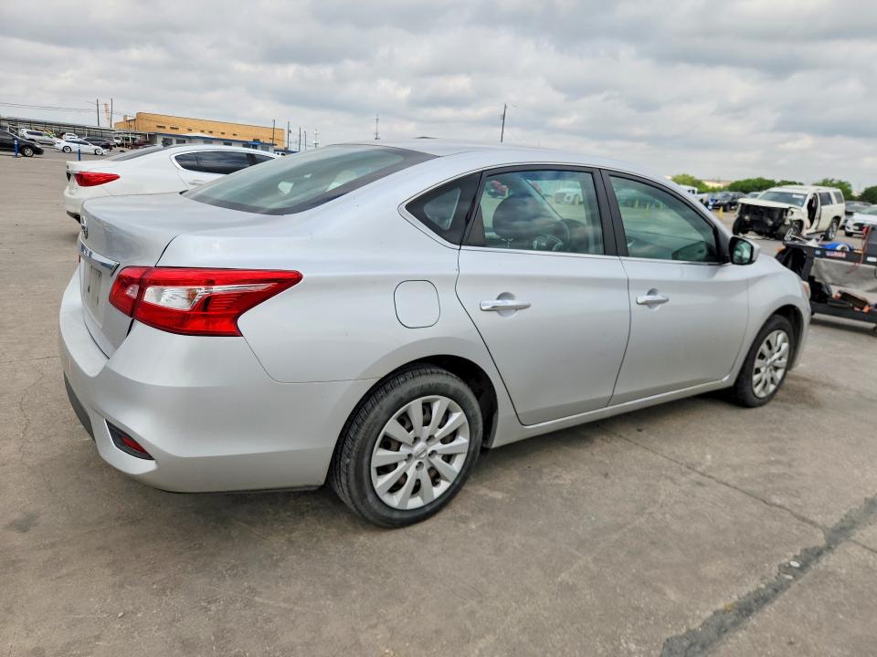 2016 Nissan Sentra მანქანა იყიდება აუქციონზე, vin: 3N1AB7AP1GY266021, აუქციონის ნომერი: 50452736