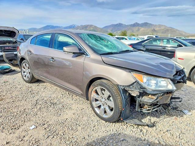 50272756 :رقم المزاد ، 1G4GD5ED8BF366330 vin ، 2011 Buick Lacrosse مزاد بيع
