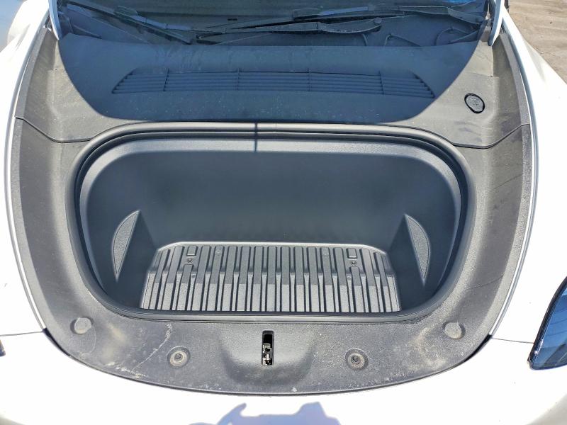 2025 Tesla Model Y მანქანა იყიდება აუქციონზე, vin: 7SAYGDED0SA345132, აუქციონის ნომერი: 51259266