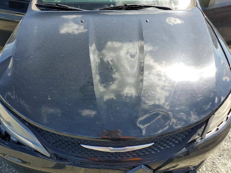 49750876 :رقم المزاد ، 1C3CCCBB1FN698025 vin ، 2015 Chrysler 200 4d C مزاد بيع
