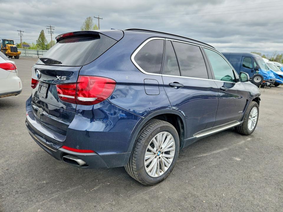 49966806 :رقم المزاد ، 5UXKR6C56F0J75059 vin ، 2015 Bmw X5 مزاد بيع