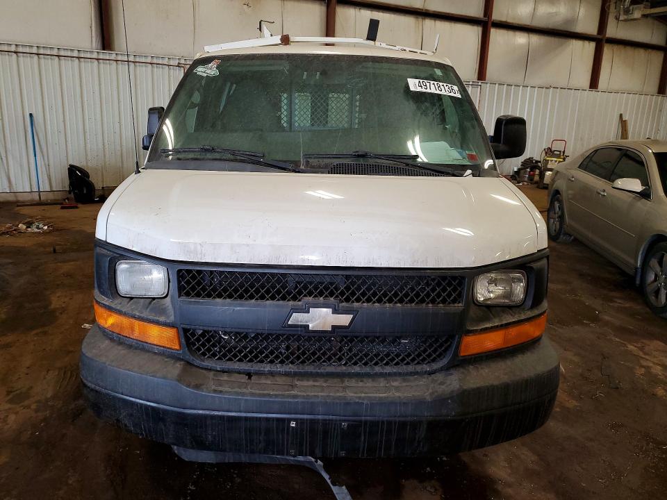 49718136 :رقم المزاد ، 1GCWGFCA9E1100337 vin ، 2014 Chev Express G2500 مزاد بيع