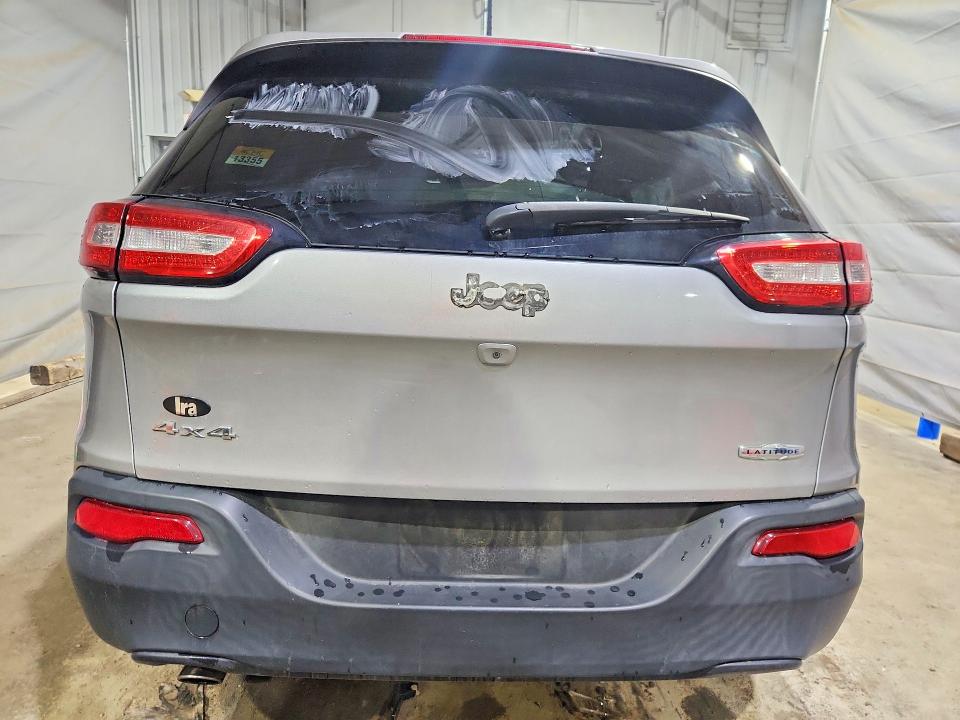 Продажа на аукционе авто 2015 Jeep Cherokee, vin: 1C4PJMCB6FW667421, номер лота: 49952576