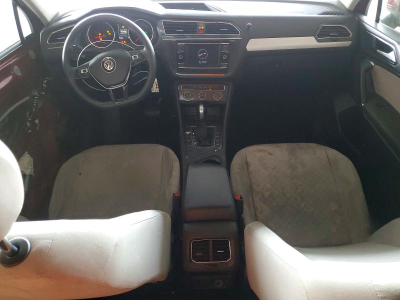 50331516 :رقم المزاد ، 3VV1B7AX2JM013559 vin ، 2018 Volkswagen Tiguan مزاد بيع