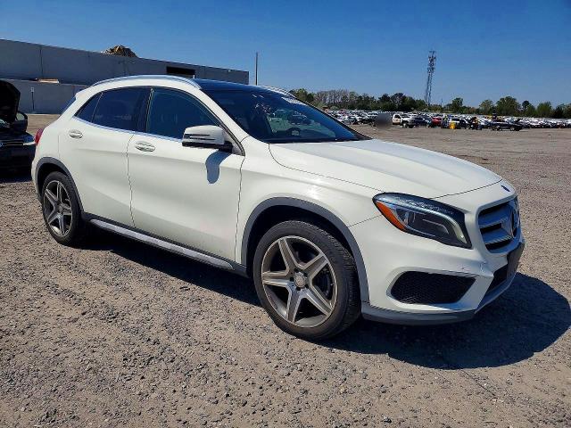 49235256 :رقم المزاد ، WDCTG4GB8GJ228382 vin ، 2016 Mercedes-benz Gla مزاد بيع