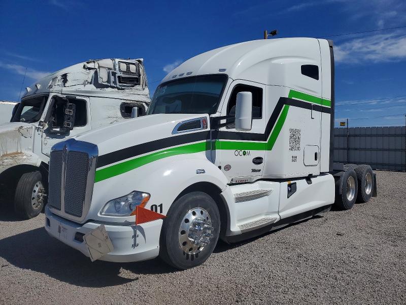 Продажа на аукционе авто 2022 Kenworth T680, vin: 1XKYD49X0NJ498074, номер лота: 50664116