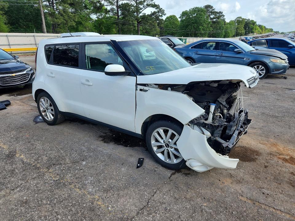 48571176 :رقم المزاد ، KNDJP3A54J7551598 vin ، 2018 Kia Soul مزاد بيع