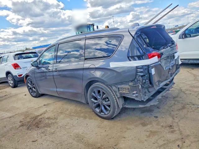 2019 Chrysler Pacifica მანქანა იყიდება აუქციონზე, vin: 2C4RC1GG3KR652496, აუქციონის ნომერი: 51700376