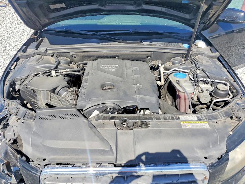 51201676 :رقم المزاد ، WAUBFAFL0BN041908 vin ، 2011 Audi A4 مزاد بيع