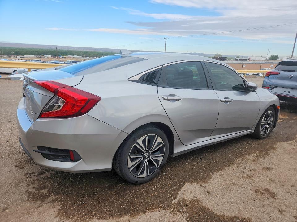 49097786 :رقم المزاد ، JHMFC1F37JX032248 vin ، 2018 Honda Civic مزاد بيع