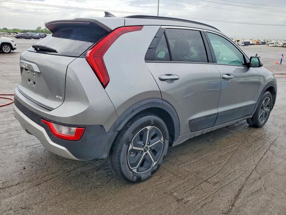 Продаж на аукціоні авто 2025 Kia Niro, vin: KNDCP3LE8S5246396, номер лоту: 49618796