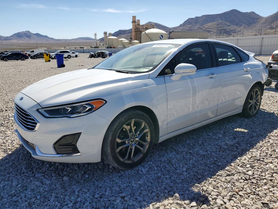 2020 Ford Fusion მანქანა იყიდება აუქციონზე, vin: 3FA6P0CD7LR130968, აუქციონის ნომერი: 48943916