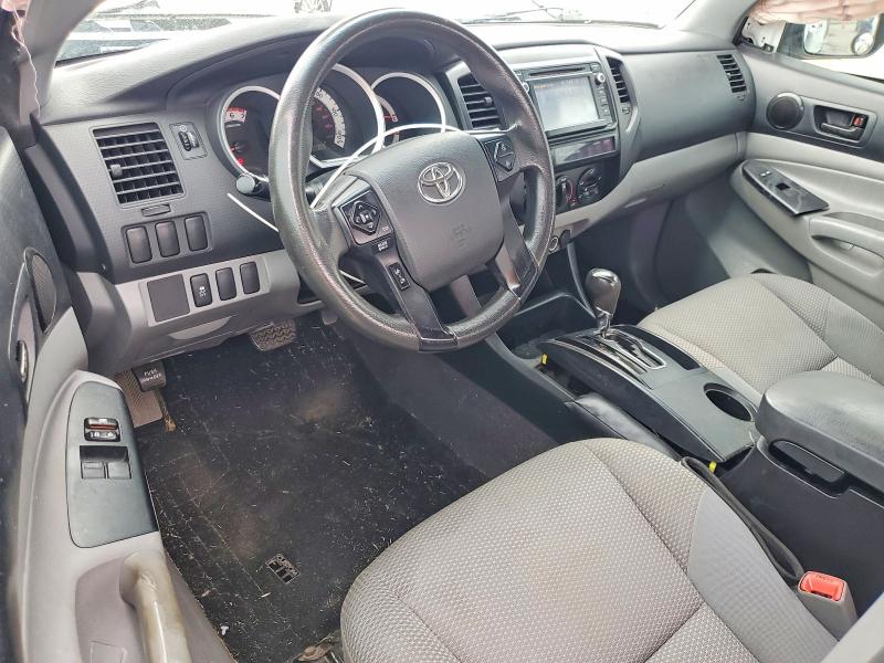 51653976 :رقم المزاد ، 5TFTX4CN2FX049143 vin ، 2015 Toyota Tacoma مزاد بيع
