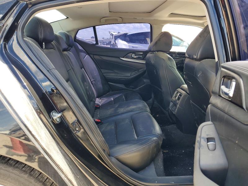 49337426 :رقم المزاد ، 1N4AA6AP3JC368792 vin ، 2018 Nissan Maxima مزاد بيع