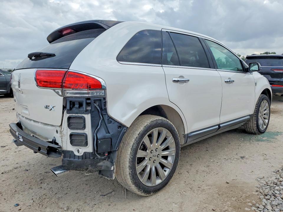 2015 Lincoln Mkx მანქანა იყიდება აუქციონზე, vin: 2LMDJ6JKXFBL22783, აუქციონის ნომერი: 50619836