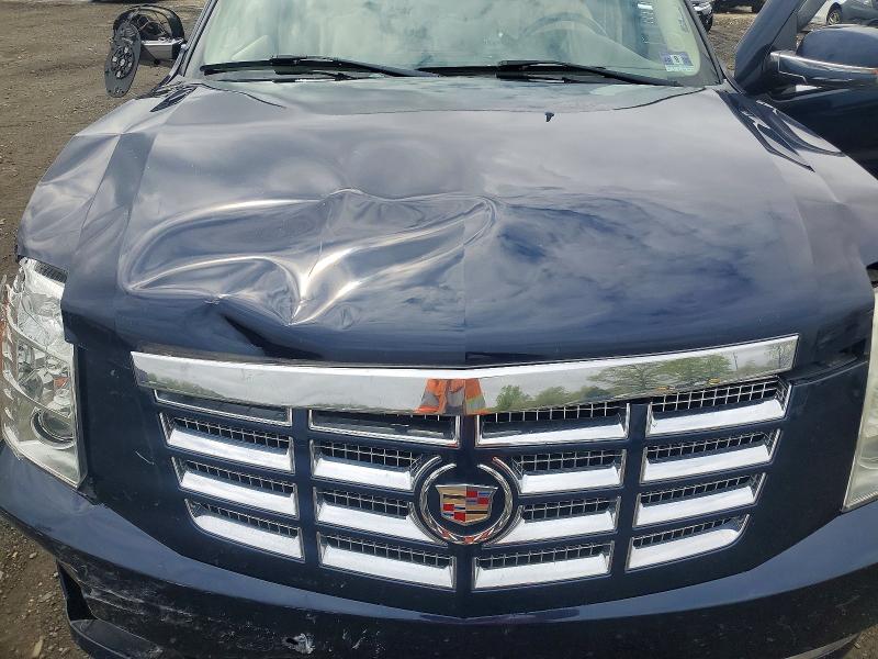 2007 Cadillac Escalade მანქანა იყიდება აუქციონზე, vin: 1GYFK63857R404503, აუქციონის ნომერი: 50887266