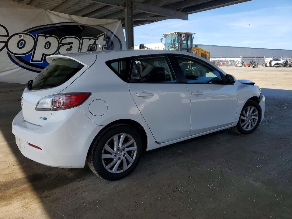 Продаж на аукціоні авто 2012 Mazda 3, vin: JM1BL1L75C1643862, номер лоту: 50276736