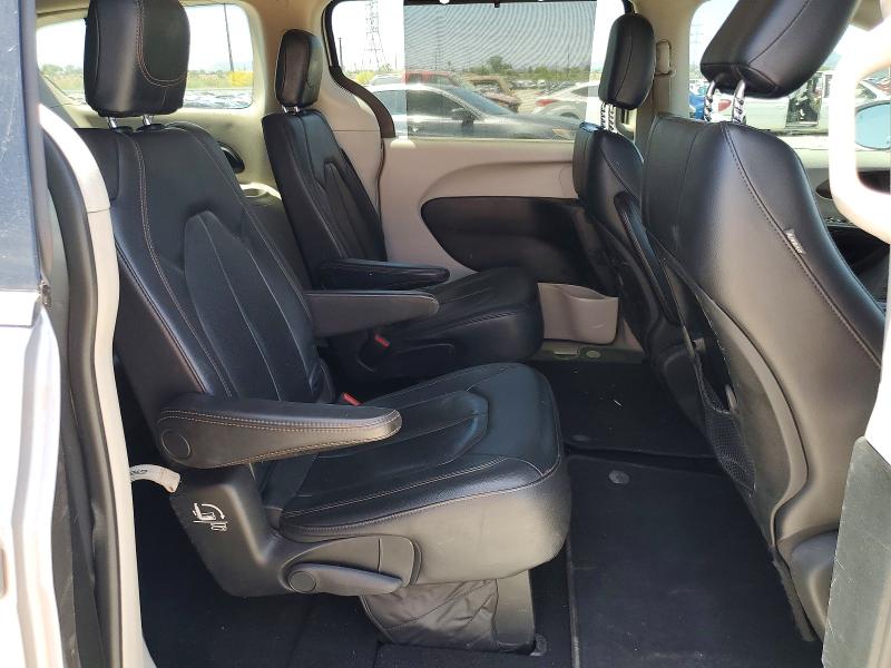 50194556 :رقم المزاد ، 2C4RC1BG1KR609136 vin ، 2019 Chrysler Pacifica مزاد بيع