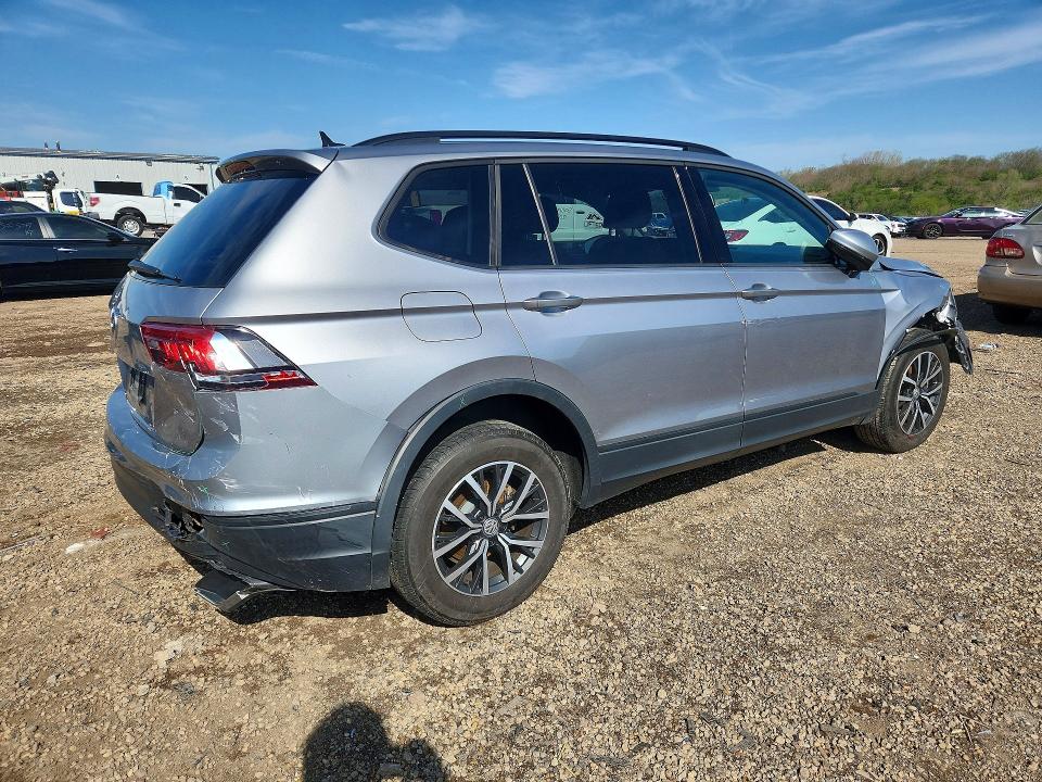 Продажа на аукционе авто 2021 Volkswagen Tiguan, vin: 3VV1B7AX5MM082461, номер лота: 50111746