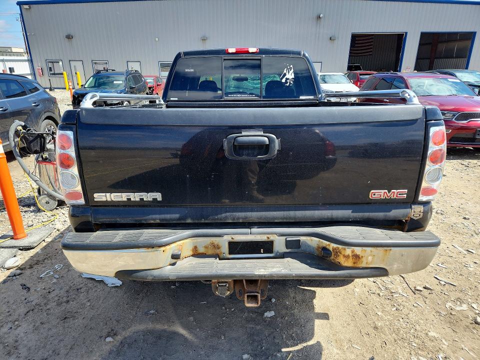 49452616 :رقم المزاد ، 1GTGK13U73F187039 vin ، 2003 Gmc Sierra مزاد بيع