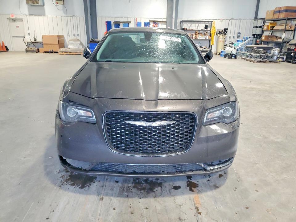 Продаж на аукціоні авто 2019 Chrysler 300, vin: 2C3CCAAGXKH582469, номер лоту: 51381596