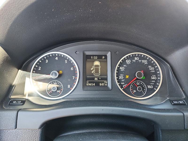 49957086 :رقم المزاد ، WVGBV7AXXHK020623 vin ، 2017 Volkswagen Tiguan مزاد بيع