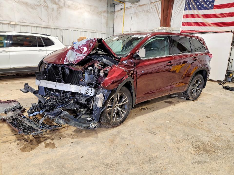 49798946 :رقم المزاد ، 5TDBZRFH6HS433783 vin ، 2017 Toyota Highlander مزاد بيع