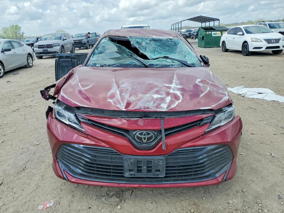 49999886 :رقم المزاد ، 4T1C11AK4LU394868 vin ، 2020 Toyota Camry مزاد بيع
